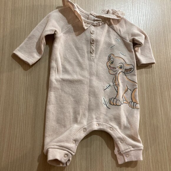 Disney Baby Lion King Nala Graphic Romper 0-3 Months Textured Waffle Knit Collar - Picture 1 of 3